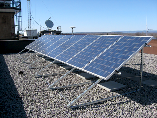 Industry Canada Computer Solar Power Backup System