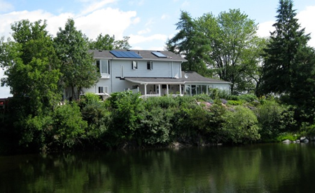 Cottage Off-grid Solar Energy System